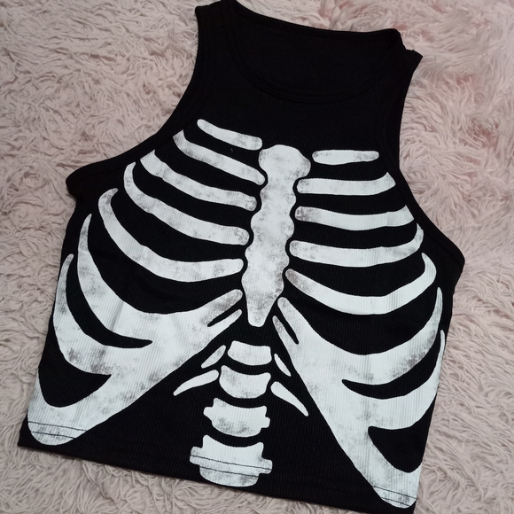 Rad skeleton ribcage cropped tank top! NWOT! Stretchy! Only black shade atm - Picture 6 of 7